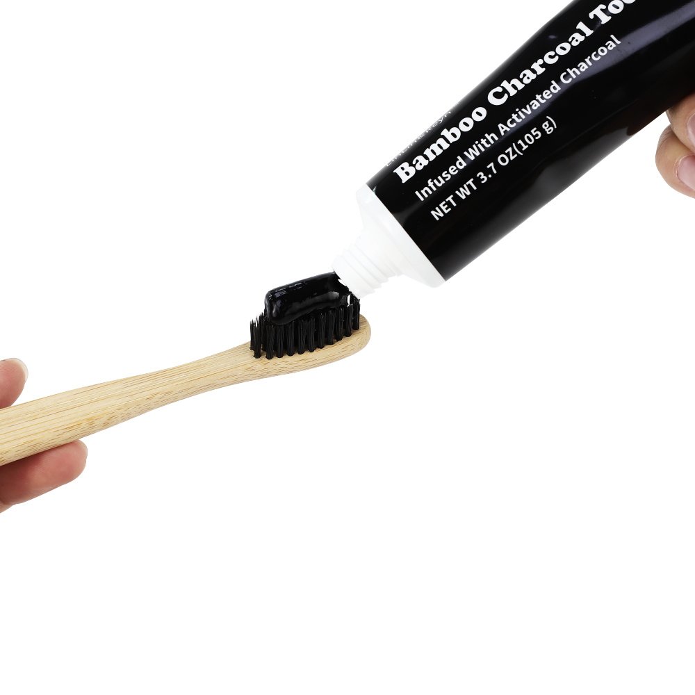 Activated Charcoal Whitening Toothpaste with Mint Refresh